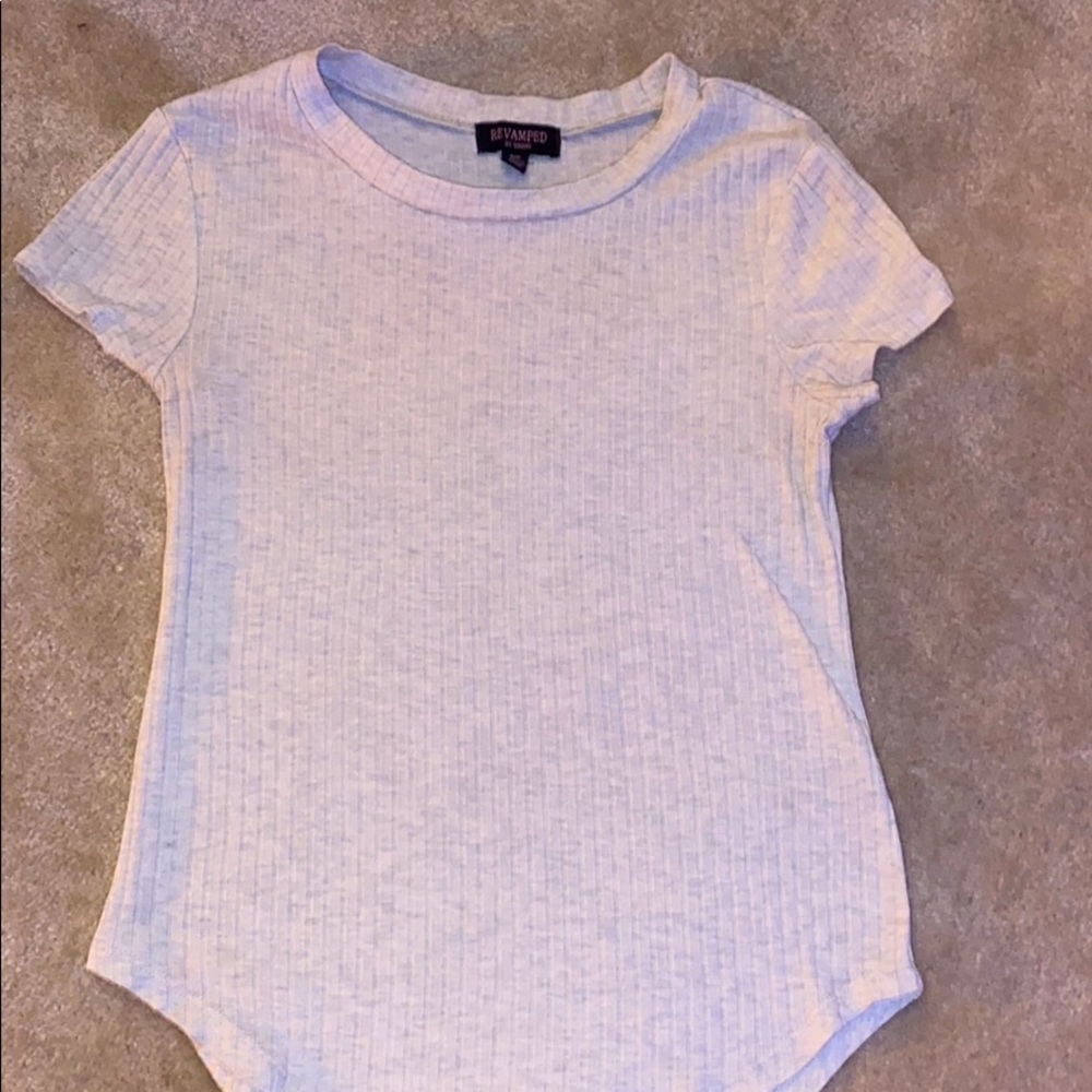 Textured tee shirt